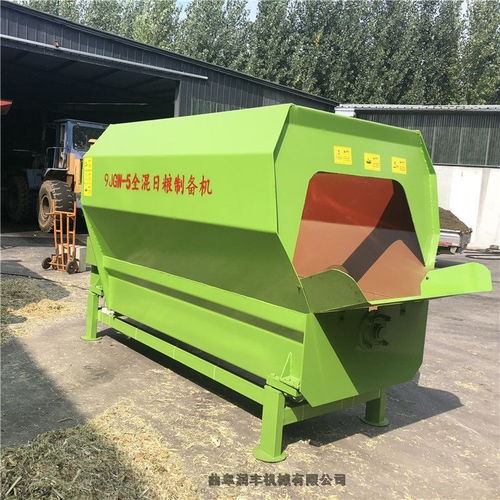 青島市養(yǎng)牛5立方混草機(jī) 雙絞龍混草機(jī)區(qū)別